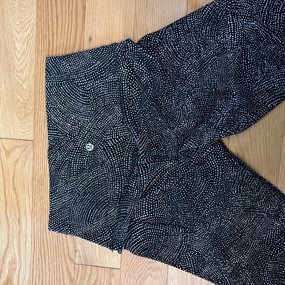 Lululemon Black with White dots Align Leggings - Picture 3 of 3